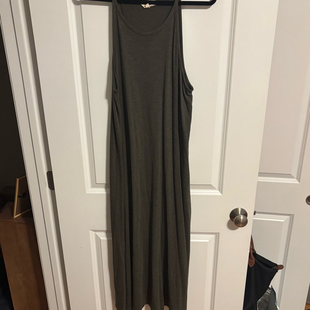 Madewell Sleeveless Maxi Dress in Olive